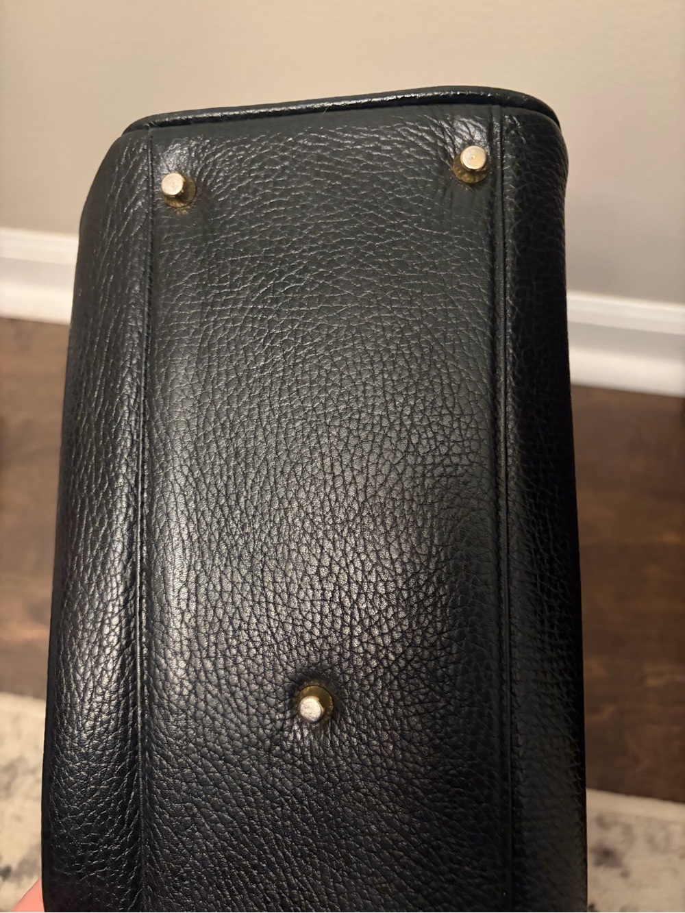 Vintage Italian leather structured carryall in a designer inspired silhouette - Picture 7 of 7